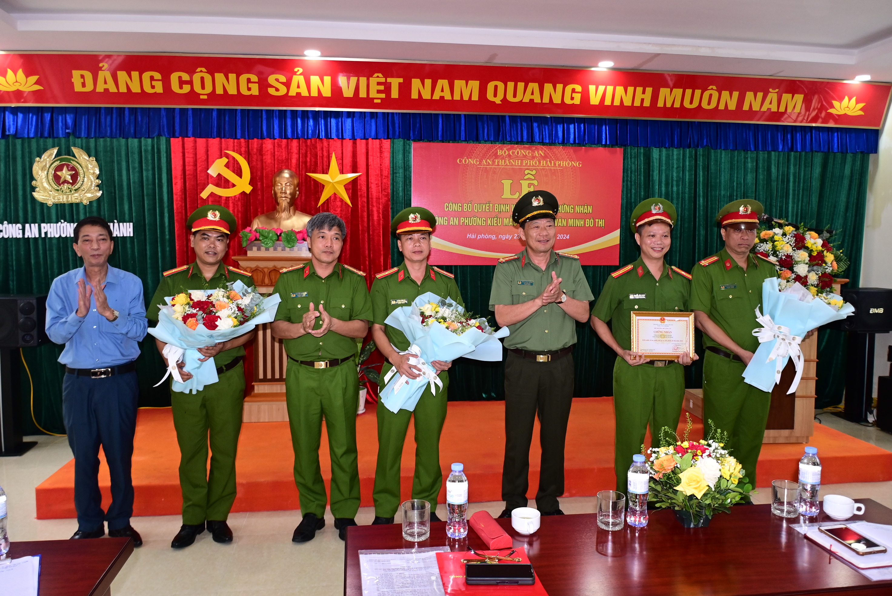 Công an phường Hải Thành (Dương Kinh): Đạt Công an phường kiểu mẫu về an ninh trật tự và văn minh đô thị